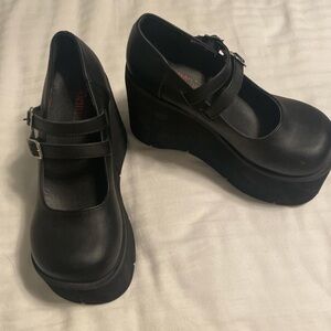 Black Demonia Kera 08